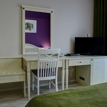Hotel Gorenje พริสตีนา ภายนอก รูปภาพ