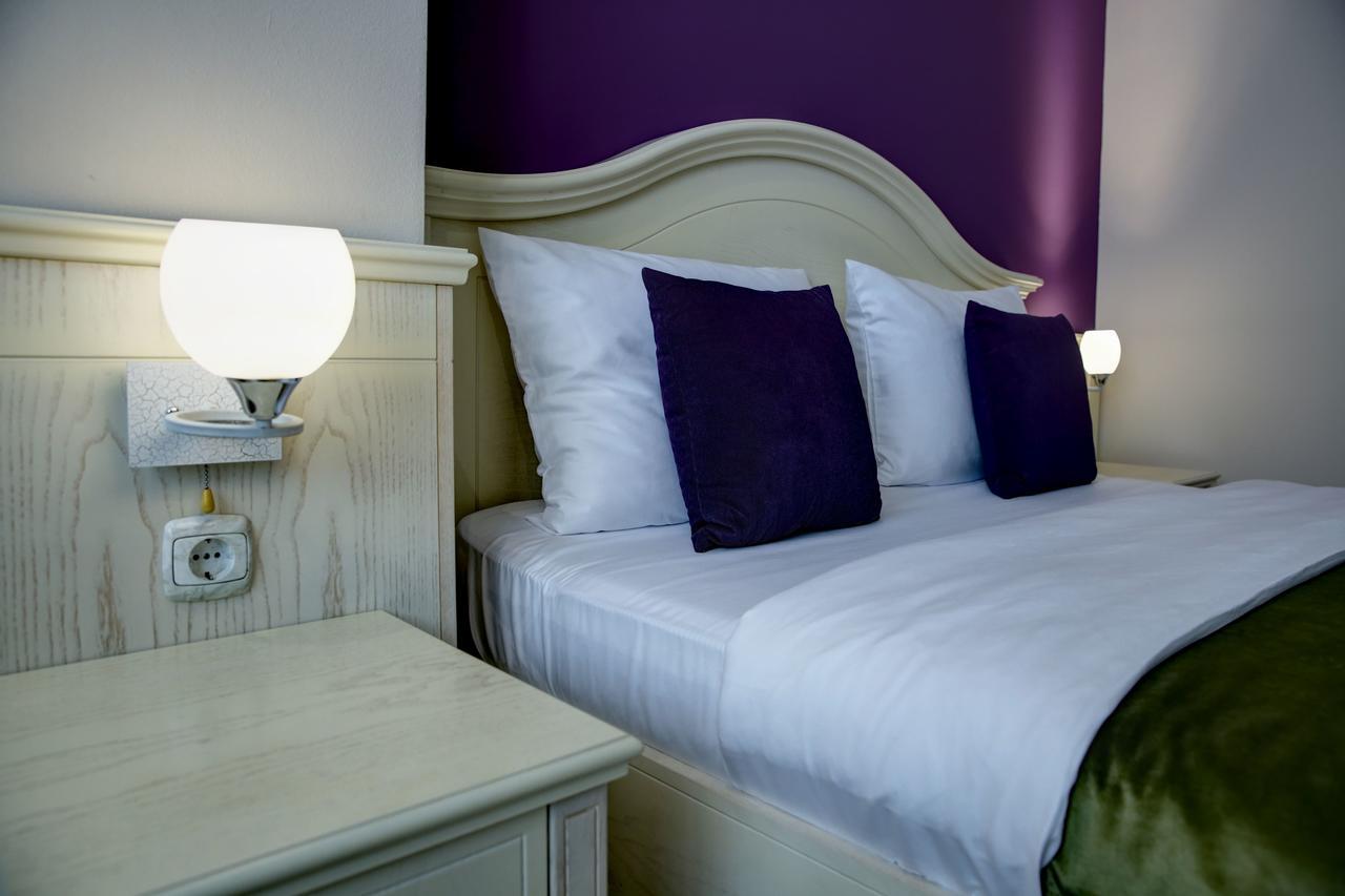 Hotel Gorenje พริสตีนา ภายนอก รูปภาพ