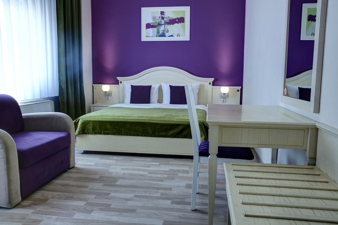Hotel Gorenje พริสตีนา ภายนอก รูปภาพ